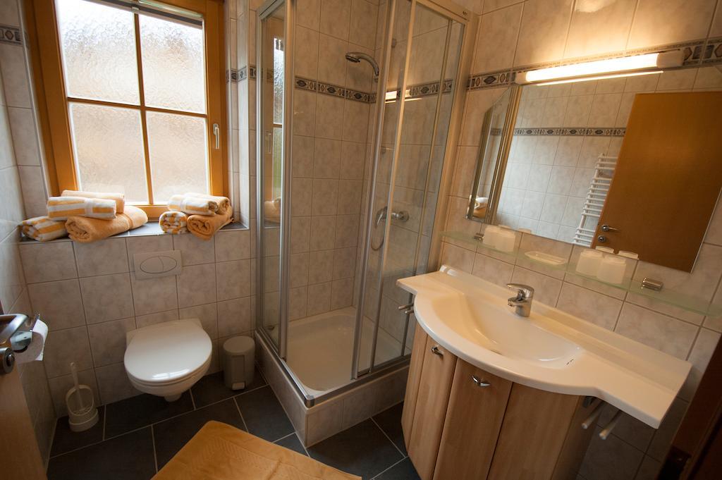 Apartamento Haus Gipfelblick Lermoos Habitación foto